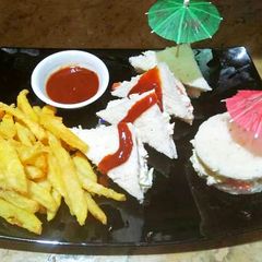 A picture of Club sandwichs.