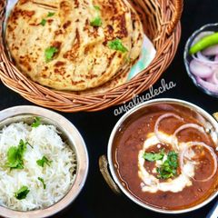 A picture of Dal makhani.