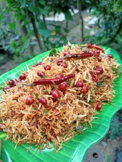 ঝুরি আলুভাজা (Jhuri aloo bhaja recipe in Bengali) রেসিপির প্রধান ছবি