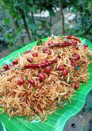ঝুরি আলুভাজা (Jhuri aloo bhaja recipe in Bengali) রেসিপির প্রধান ছবি