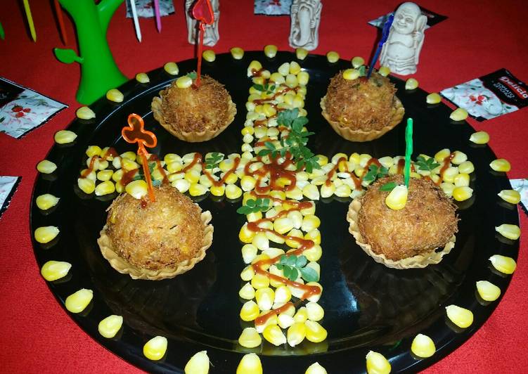 Corn croquettes basket