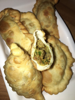 صورة لوصفة سمبوسة اللحم الحجازية 🥟🥟🥟