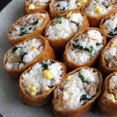 A picture of Soboro Mixed Inari-zushi.