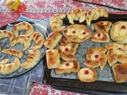 Una foto de facturas de hojaldre