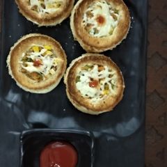A picture of Cheesy Veg ring discs.