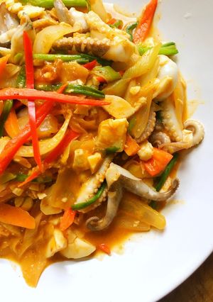 รูปของ หมึกสายผัดไข่เค็ม #อาหารไทยง่ายๆ