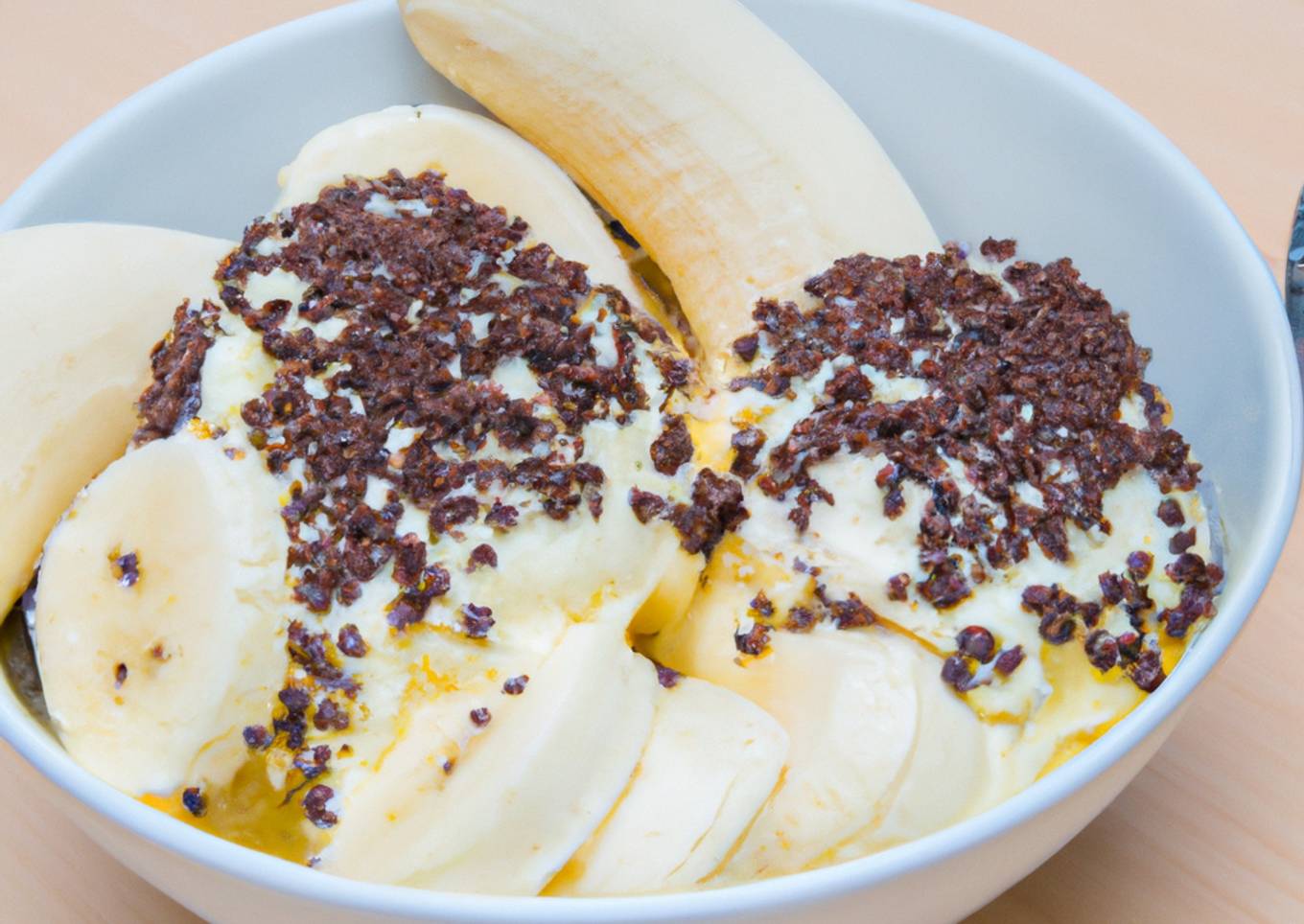 Helado de plátano y naranja con perlas de chocolate