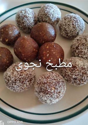 صورة لوصفة كرات التمر الصحية