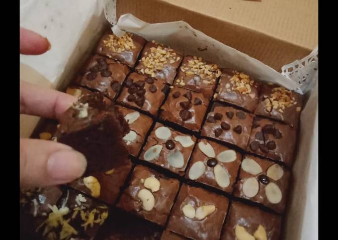 Fudgy Brownies ala sishesha kitchen