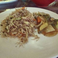 A picture of Squid Noodles.