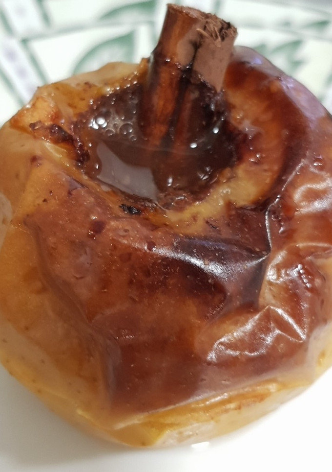 Una foto de Manzanas al horno, sin azúcar, y canela