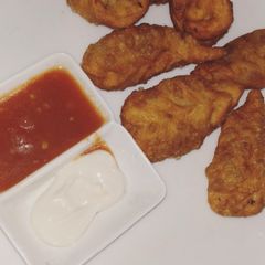 A picture of Chicken Fried Momos.