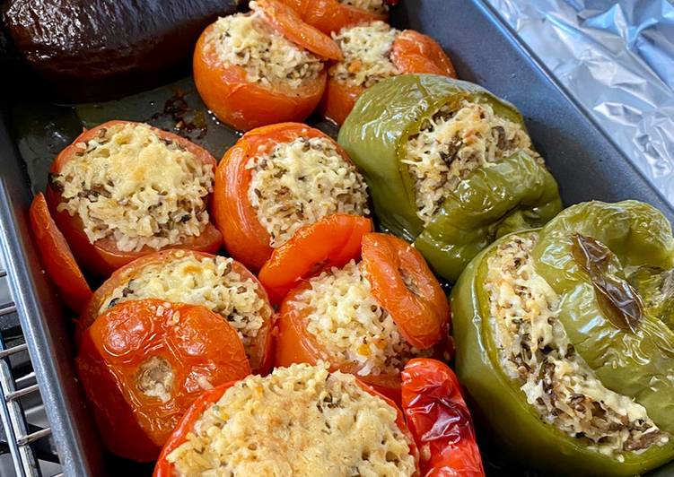 Langkah Mudah untuk Membuat Gemista / Greek stuffed tomatoes and peppers, Lezat