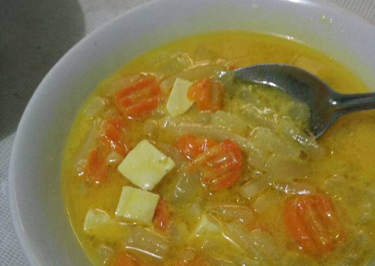 Sayur labu siam wortel tahu bumbu kuning