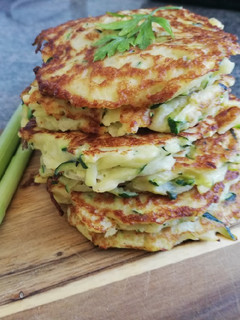 Una foto de Pancakes de calabacín 🥒