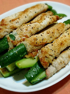 小黃瓜豬肉捲 的食譜成品照片