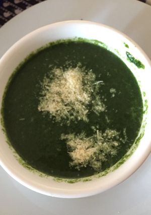 Una foto de Sopa de espinacas