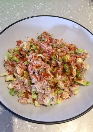 A picture of Fridge Clearing Tuna & Apple Salad.