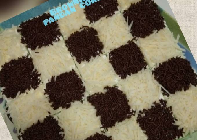 Resep Brownies kukus pandan coklat keju yang Bikin Ngiler