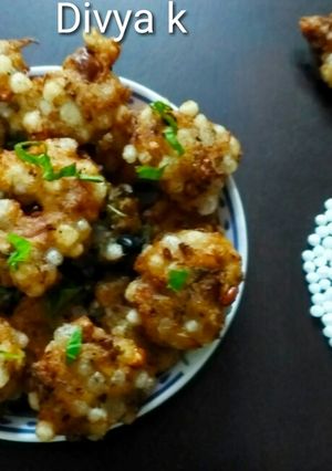A picture of Sabudana pakoda.