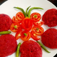 A picture of Tomato Idli.