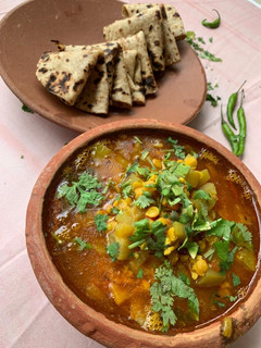 चने की दाल और लौकी की सब्जी(chane ki dal aur lauki ki sabji recipe in hindi) रेसिपी मुख्य फोटो