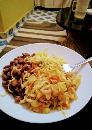 A picture of Rice,noddles and beans.
