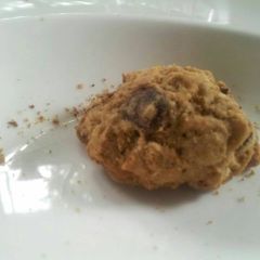 A picture of Martha Stewart & Mom's Oatmeal Cookies.
