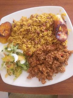 Una foto de Arroz de cabecitas negras