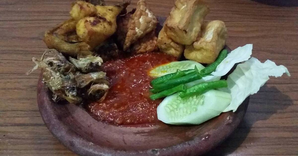 Resep Tempe Tahu Ayam Dan Ikan Asin Ala Sambal Penyet Lamongan Oleh