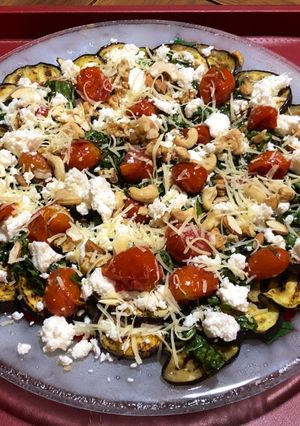 Una foto de Ensalada de berenjenas asadas