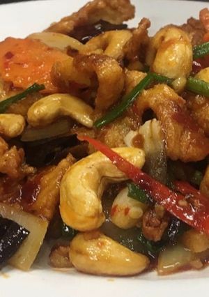 รูปของ ไก่ผัดเม็ดมะม่วงหิมพานต์
