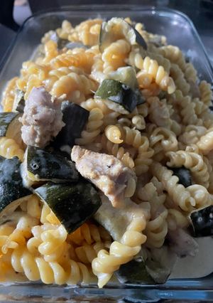 Une photo de Pâtes courgette poulet curry au Cookéo