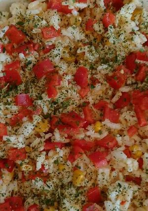 Una foto de Salad veguie de arroz y especias