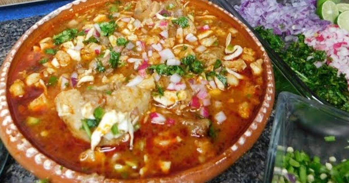 Pozole con carne de Res Receta de ElSazonDeToñita- Cookpad