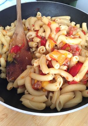 Foto di Pasta peperoni e prosciutto