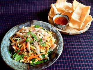 Gỏi xoài tai heo