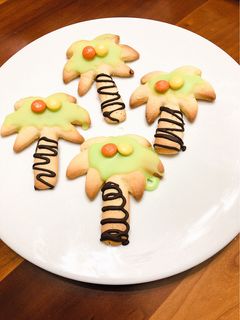 Φωτογραφία της συνταγής Sugar cookies με m&ms και 2 είδη γλάσου