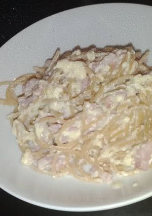 Une photo de Pâtes carbonara🇮🇹