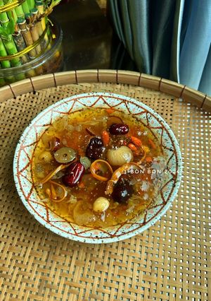 Hình của món Chè Dưỡng Nhan.