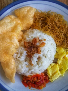 Foto resep Nasi Uduk Rice Cooker