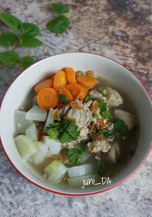 Foto resep 26. Sup Ayam Bawang Putih - Lobak