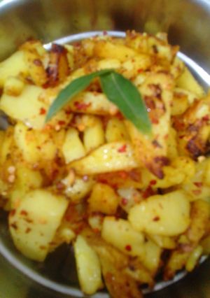 A picture of Dry aloo.