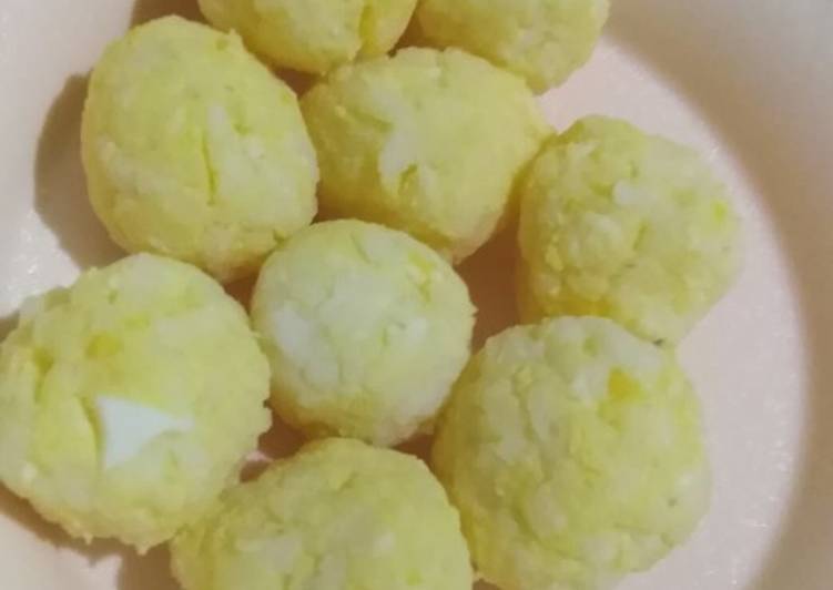 Mpasi 10 bulan nasi + keju + kuning telur yampung