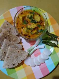 કાઠીયાવાડી ઢોકળી નું શાક રેસીપી મુખ્ય ફોટો