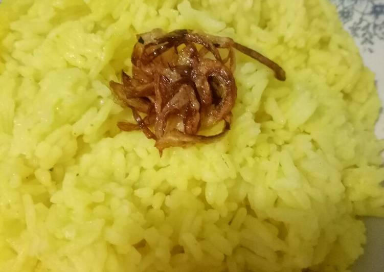 Cara Membuat Nasi kuning rice cooker sederhana 😉 yang Enak Banget