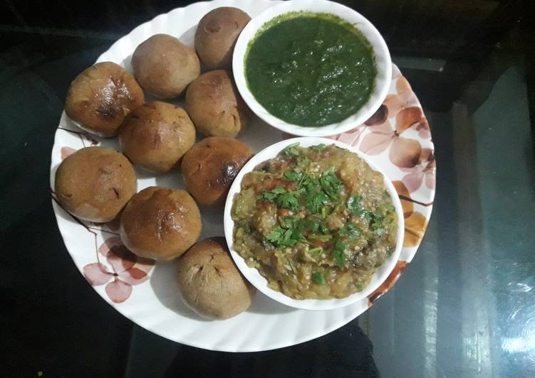 Recipe of Perfect Litty bangan ka bharta dhania ki chutney