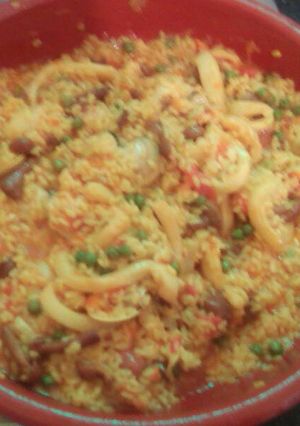 Una foto de Paella Mix de verduras marisco y setas 👌