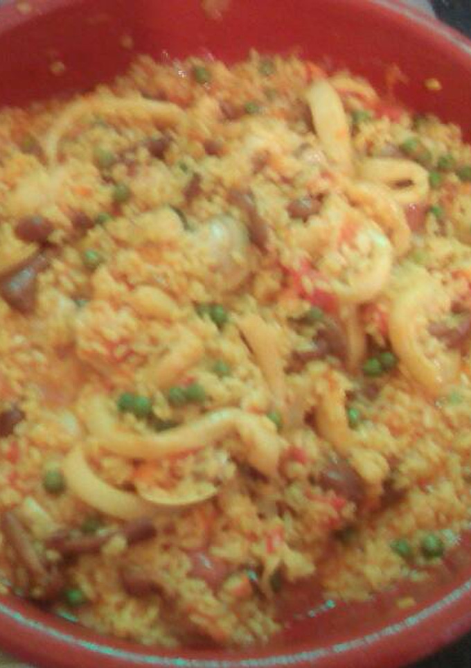 Una foto de Paella Mix de verduras marisco y setas 👌