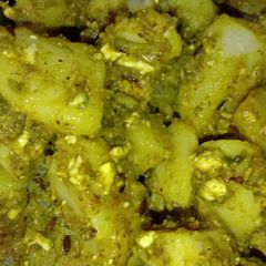 A picture of Green Chutney Potatoes.